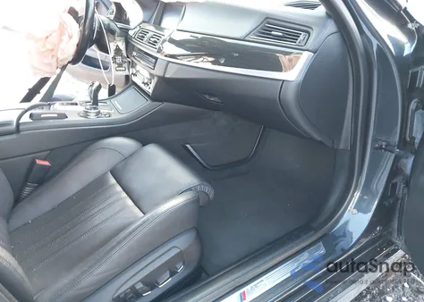 2015 BMW M5 from USA, damaged, VIN WBSFV9C55FD594330